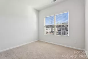 5106 Orchardview Wy, Charlotte, NC 28216 - Photo 12