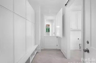 1650 Maryland Ave, Charlotte, NC 28209 - Photo 14