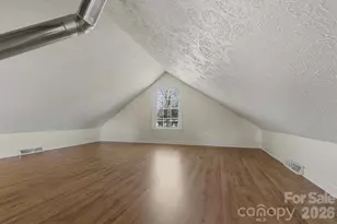 1750 10th St Ct NW, Hickory, NC 28601 - Photo 10