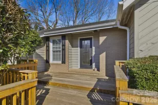 1750 10th St Ct NW, Hickory, NC 28601 - Photo 4