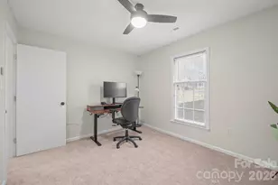 9500 Kent Village Dr, Charlotte, NC 28269 - Photo 30