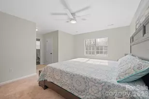 9500 Kent Village Dr, Charlotte, NC 28269 - Photo 36