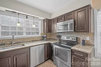 9500 Kent Village Drive, Charlotte, NC 28269 - Photo 18