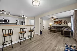 7540 Monarch Birch Ln, Charlotte, NC 28215 - Photo 6