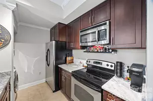 300 W 5th St, Charlotte, NC 28202 - Photo 6