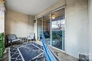 300 W 5th St, Charlotte, NC 28202 - Photo 24