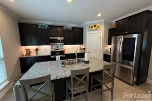 8708 Aspinwall Dr, Charlotte, NC 28216 - Photo 10