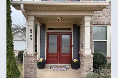 8708 Aspinwall Drive, Charlotte, NC 28216 - Photo 2