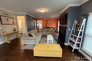 8708 Aspinwall Dr, Charlotte, NC 28216 - Photo 6