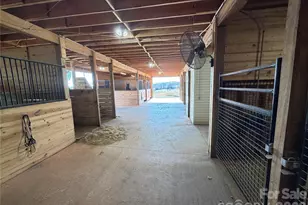 1012 Gregory Dr, Hamptonville, NC 27020 - Photo 28