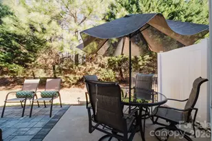 2215 Whitford Ln, Charlotte, NC 28210 - Photo 36