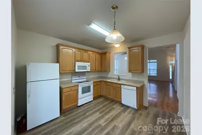 9040 Holland Park Lane, Charlotte, NC 28277 - Photo 6