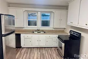 2145 14th Ave SW, Hickory, NC 28602 - Photo 6