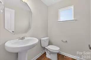 228 Ferebee Pl, Charlotte, NC 28213 - Photo 14