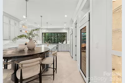 4231 Fox Brook Lane, Charlotte, NC 28211 - Photo 14