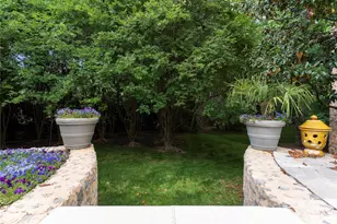 4231 Fox Brook Ln, Charlotte, NC 28211 - Photo 44