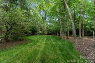 4231 Fox Brook Ln, Charlotte, NC 28211 - Photo 46