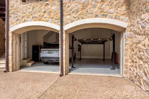 4231 Fox Brook Ln, Charlotte, NC 28211 - Photo 44