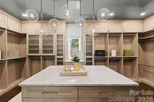 4231 Fox Brook Ln, Charlotte, NC 28211 - Photo 28