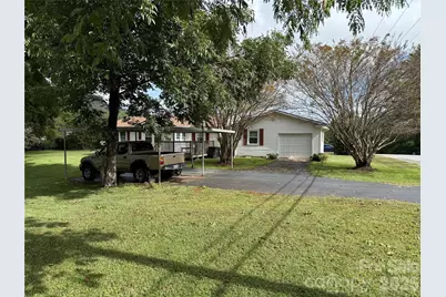 168 Walker Street, Columbus, NC 28722 - Photo 2