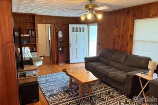 168 Walker St, Columbus, NC 28722 - Photo 4