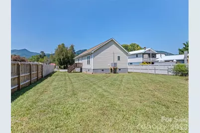 721 Camelot Drive, Waynesville, NC 28786 - Photo 22