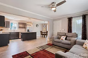 721 Camelot Dr, Waynesville, NC 28786 - Photo 8