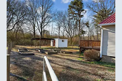 161 Walker Lake Road, Forest City, NC 28043 - Photo 4