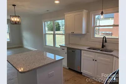 139 Donna Lane, Statesville, NC 28625 - Photo 4
