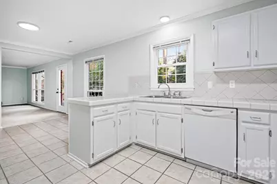 940 Tadlock Place, Matthews, NC 28105 - Photo 12