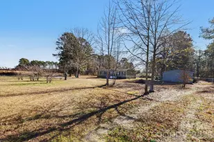 84 Demery Dr, Pembroke, NC 28372 - Photo 4