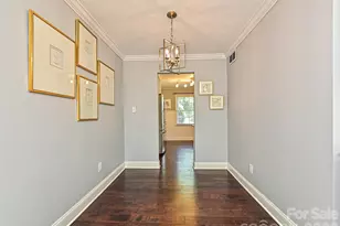 4611 Hedgemore Dr, Charlotte, NC 28209 - Photo 10