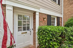4611 Hedgemore Dr, Charlotte, NC 28209 - Photo 2