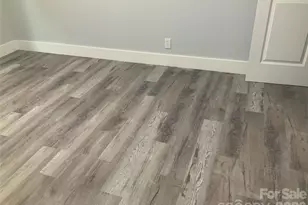 30 Parker Dr, Candler, NC 28715 - Photo 16