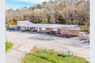 2327 Shelton Avenue, Statesville, NC 28677 - Photo 6