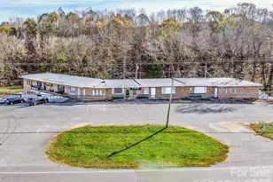 2327 Shelton Ave, Statesville, NC 28677 - Photo 1