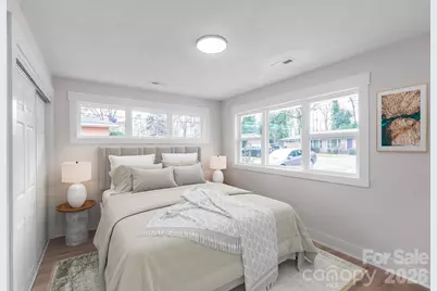 533 Blendwood Drive, Charlotte, NC 28215 - Photo 6