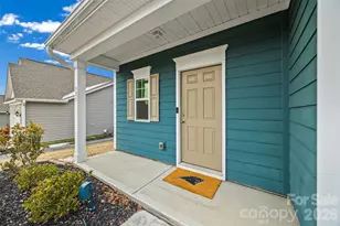 323 Crandon Rd, Mount Holly, NC 28120 - Photo 2