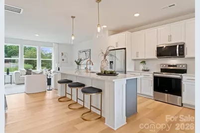 7928 Sansom Circle, Charlotte, NC 28213 - Photo 2