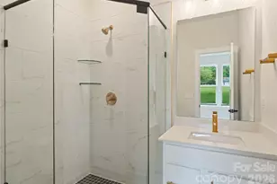 7928 Sansom Cir, Charlotte, NC 28213 - Photo 16