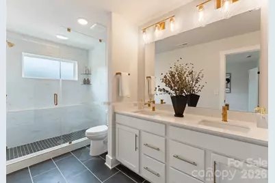 7928 Sansom Circle, Charlotte, NC 28213 - Photo 10