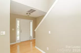 8214 Braids Bend Ct, Charlotte, NC 28269 - Photo 2