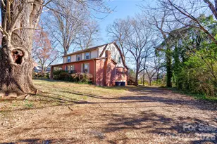 171 Center St, Spindale, NC 28160 - Photo 6