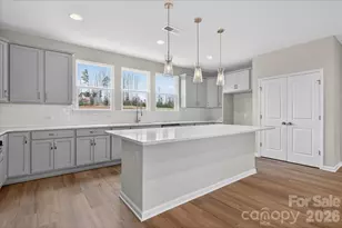 216 Ferebee Pl, Charlotte, NC 28213 - Photo 2