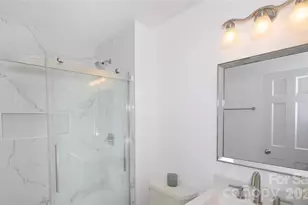 187 Pine Village Ln, Blowing Rock, NC 28605 - Photo 10