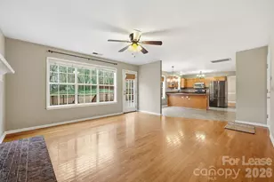 2717 Bathgate Ln, Matthews, NC 28105 - Photo 10