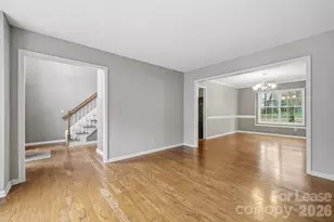 2717 Bathgate Ln, Matthews, NC 28105 - Photo 2