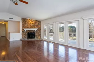 97 Upper Moffitt Rd, Asheville, NC 28805 - Photo 12