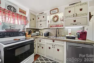 35 Boyden St, Badin, NC 28009 - Photo 22