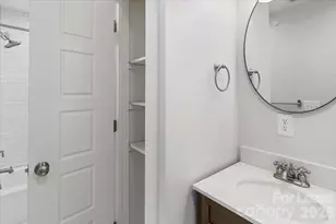 756 Bailey St, Mars Hill, NC 28754 - Photo 16